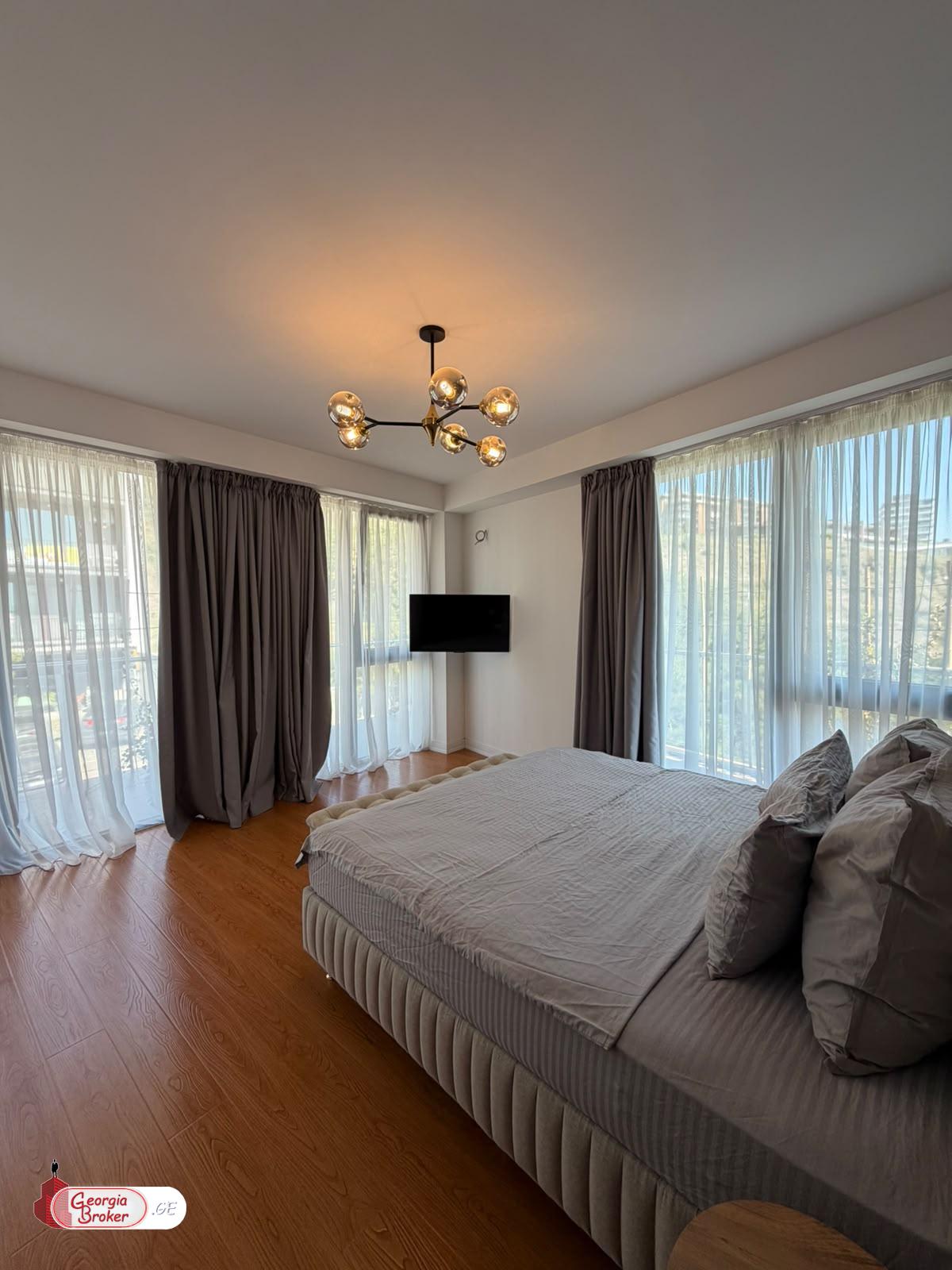nearly repaired 3-room apartment for sale